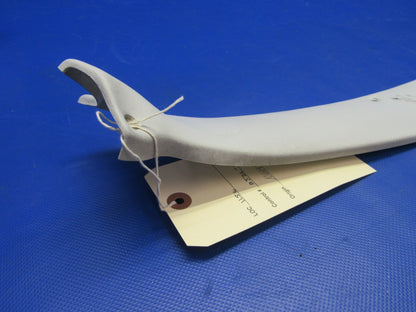 Beech 58 Baron RH FWD Windshield Molding P/N 58-530171-3 (0521-480)1