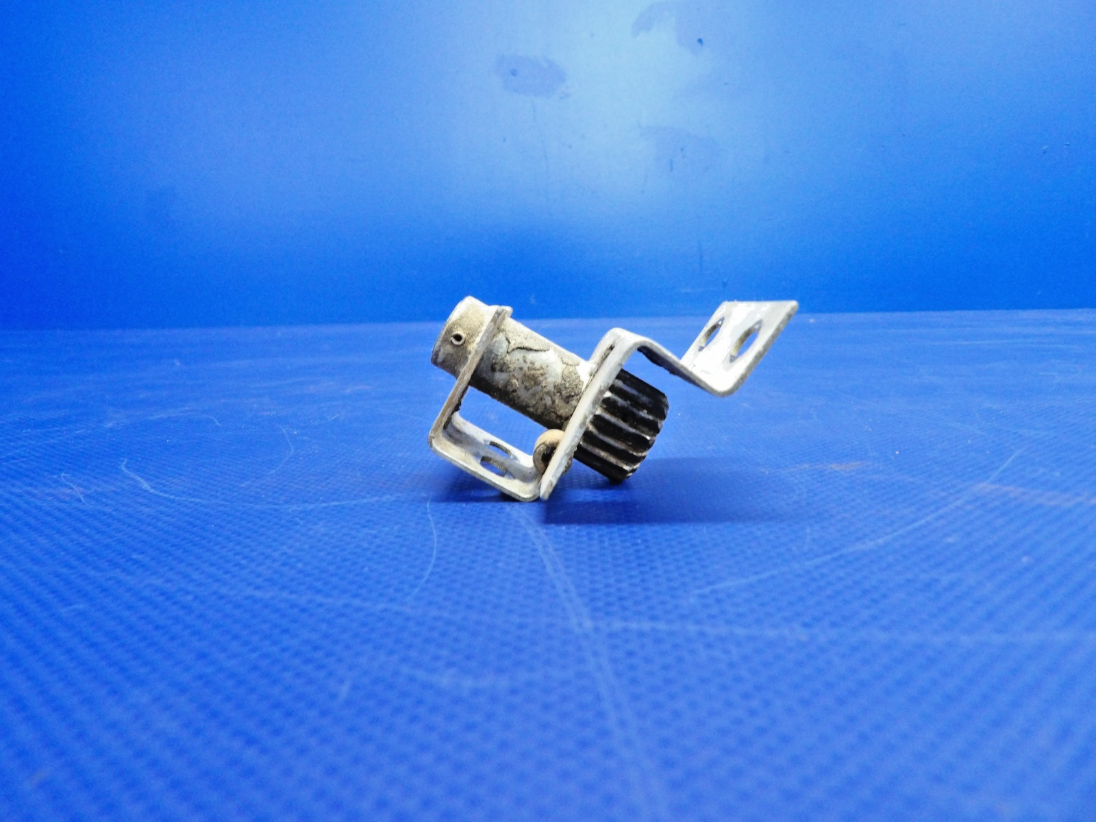Cessna 172 / 172G RH Door Latch Rotary Clutch P/N 0511262-2 (0326-1201)6