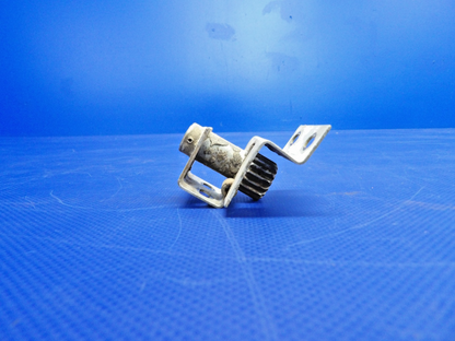 Cessna 172 / 172G RH Door Latch Rotary Clutch P/N 0511262-2 (0326-1201)6