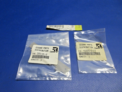 Cessna Oil Door Hinge Half w/Pin P/N 5952108-10 NOS (0926-728)1