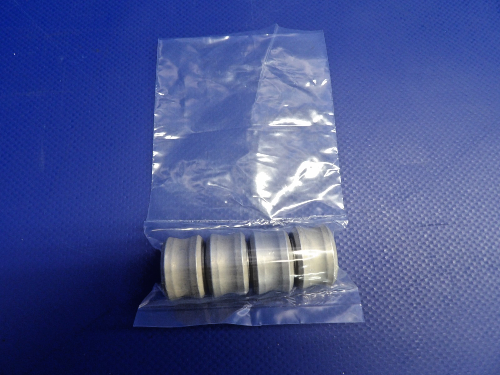 Cessna Seat Track Roller P/N 0311310 NOS LOTS OF 4 (0426-1202)2