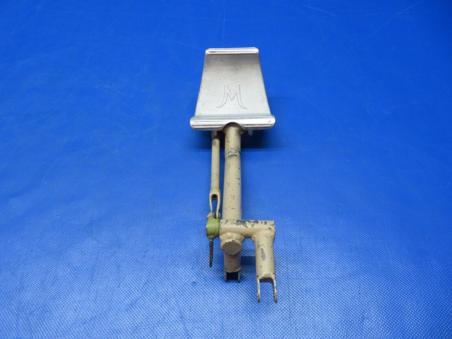 Mooney M20 / M20E Pilot LH Rudder Pedal Assy P/N 720017-7 (0424-183)