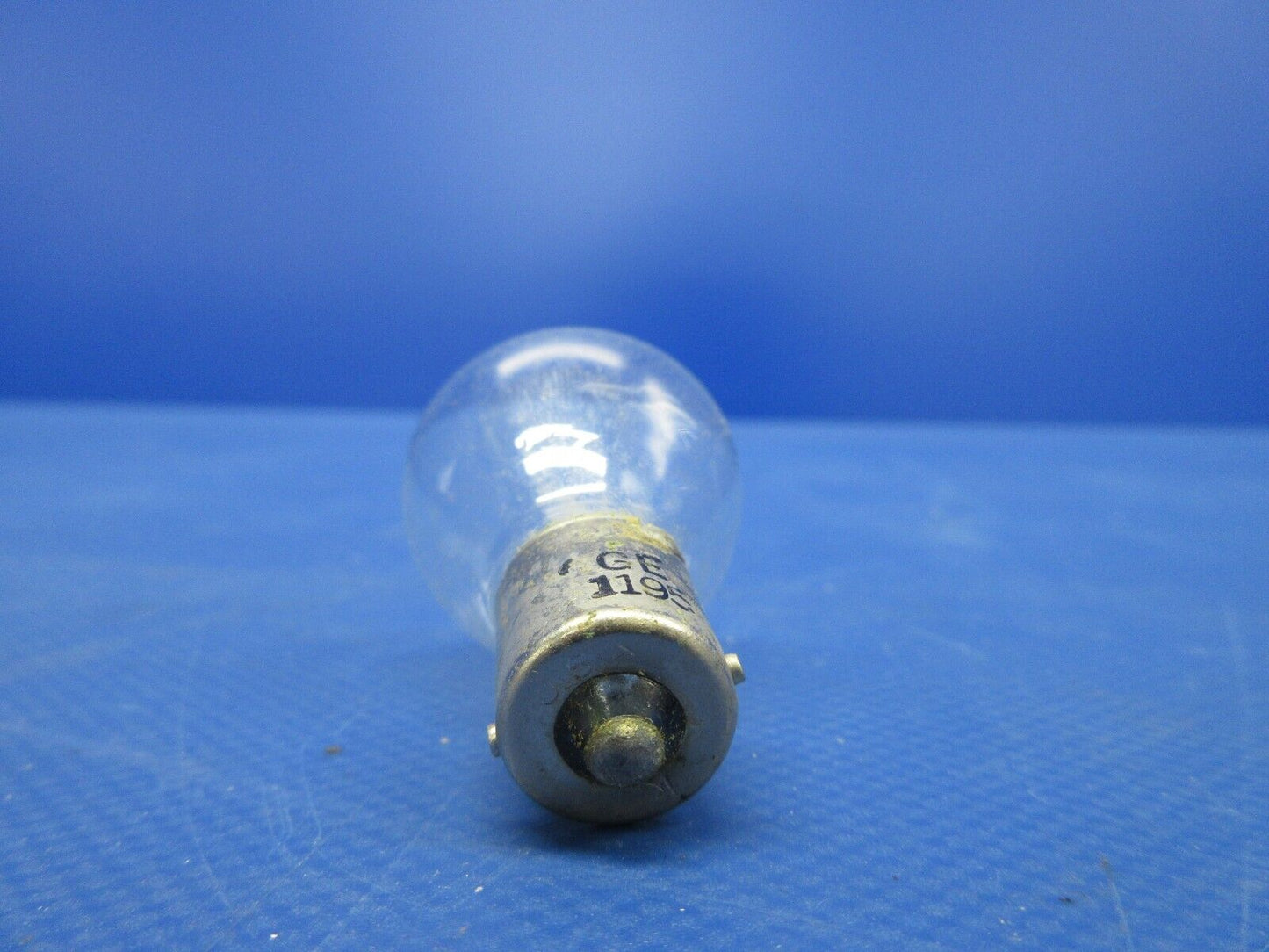 General Electric Miniature Lamps P/N 1119BX3 LOT OF 11 NOS (0424-1112)