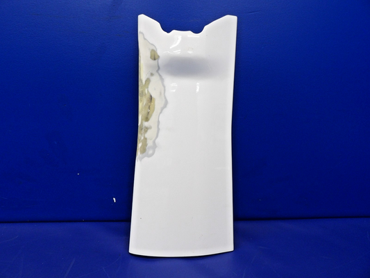 Cirrus RH Wheel Fairing Cover P/N 29017-002 (0326-1250)0