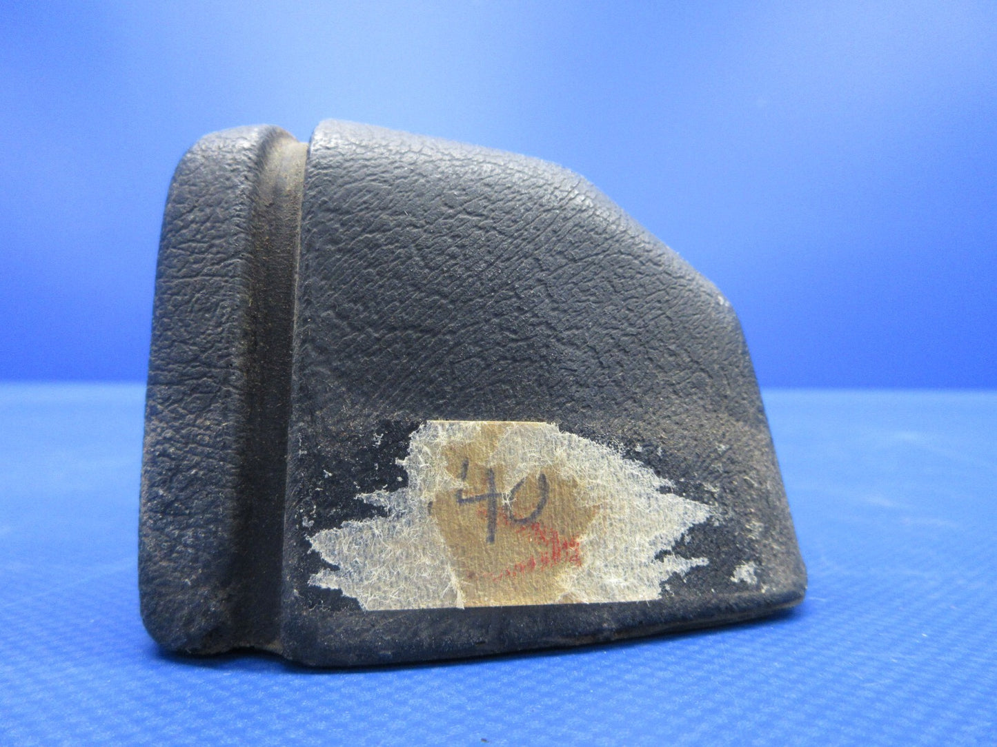 Cessna 172 Rear Armrest LH P/N 0514079-1 (0324-1102)5
