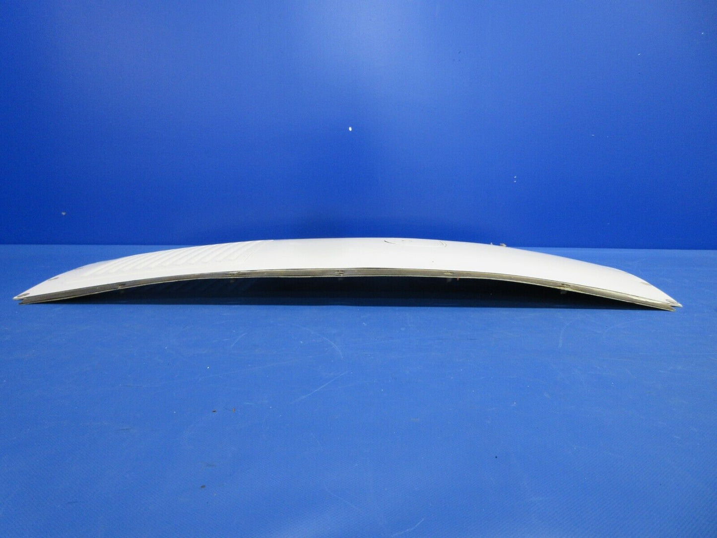 Piper PA-34-200T Seneca II Cowl Top Panel Assy P/N 67995-02 (0524-2082)