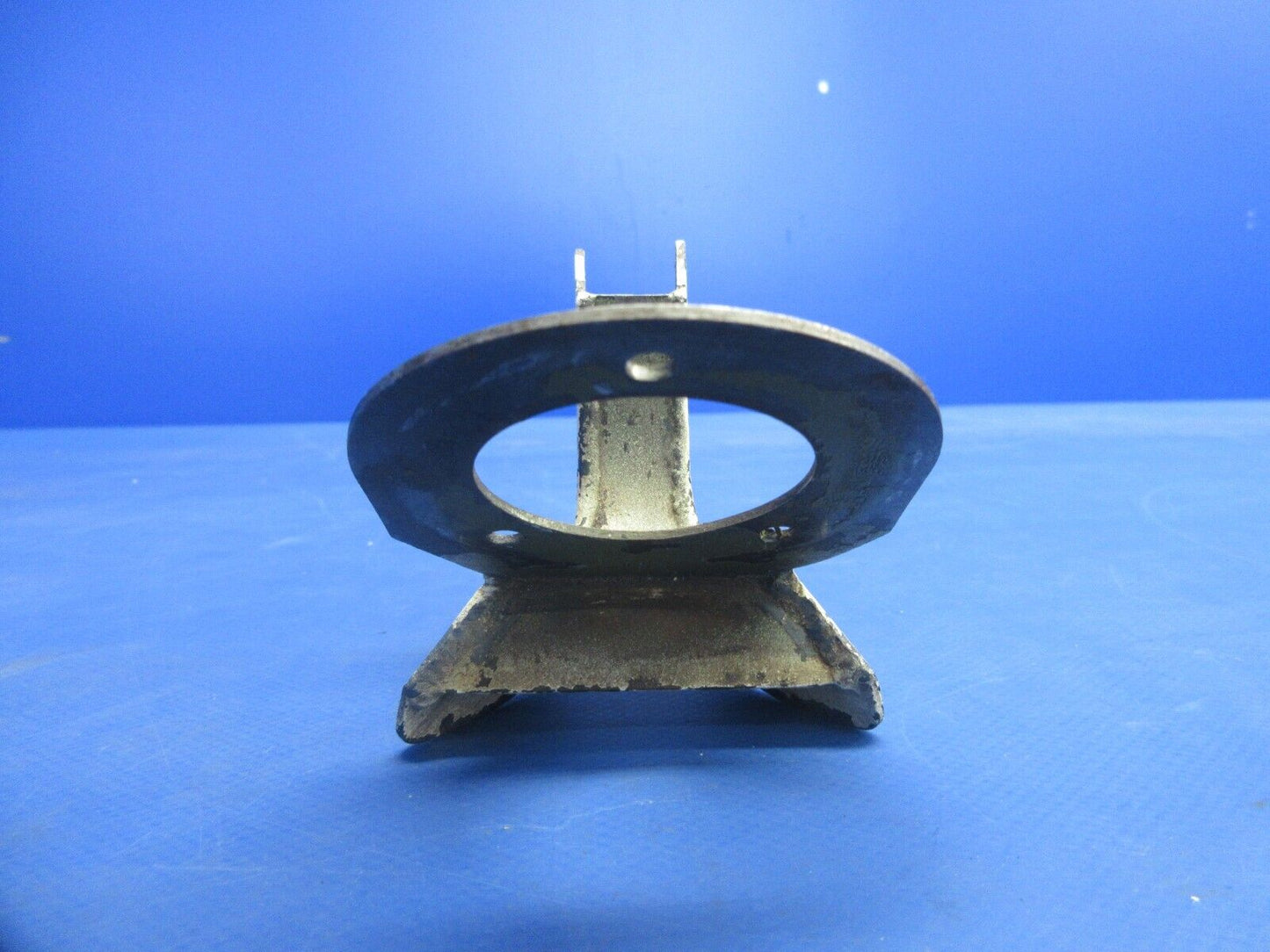 Piper PA-32RT-300T Lance II Nose Gear Aligner Guide Bracket 67107-00 (0924-903)