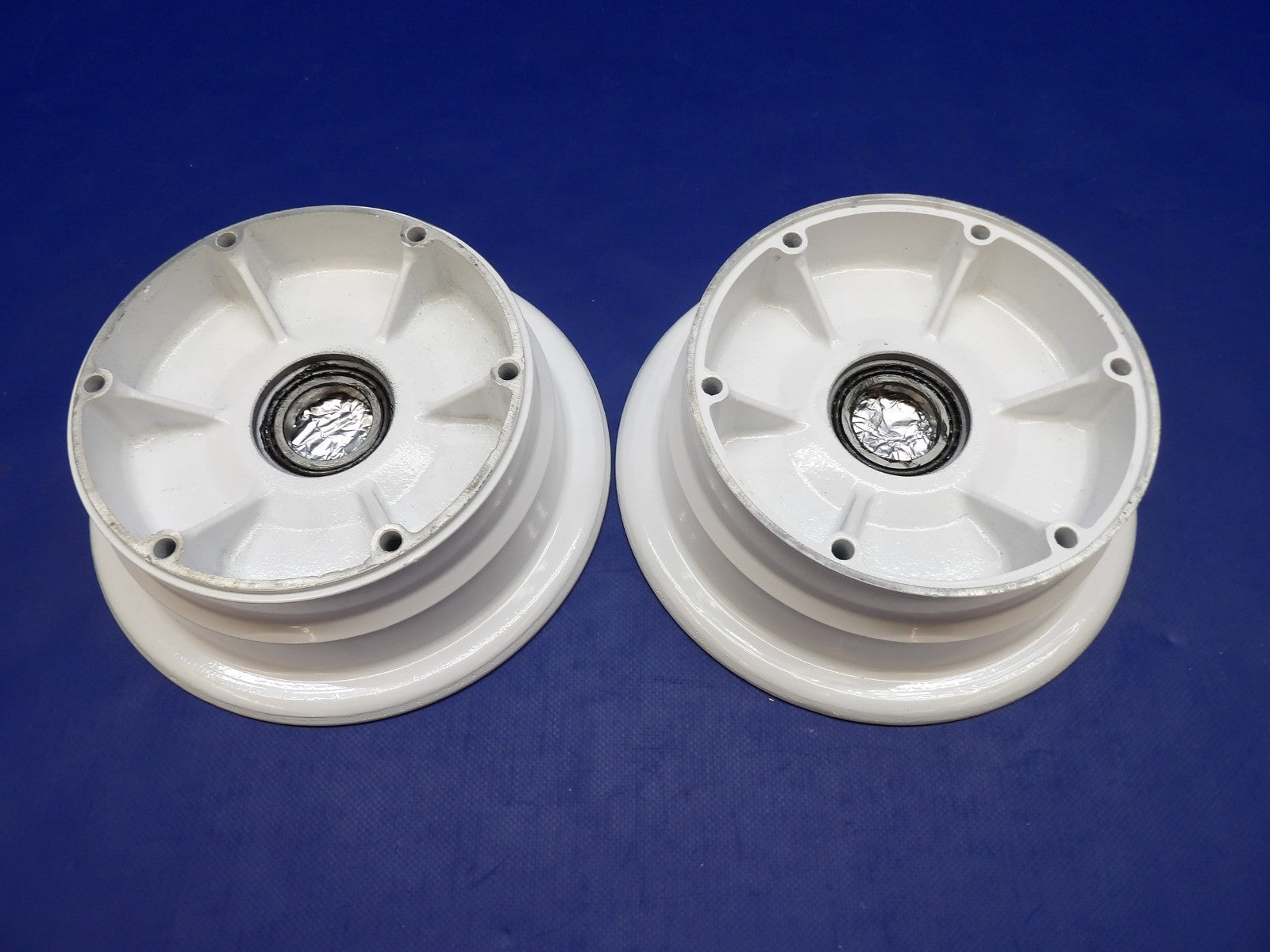 Beech Baron Cleveland 40-98 Main Wheel 7.00-8 P/N 161-02300 REBUILT (0626-1298)10