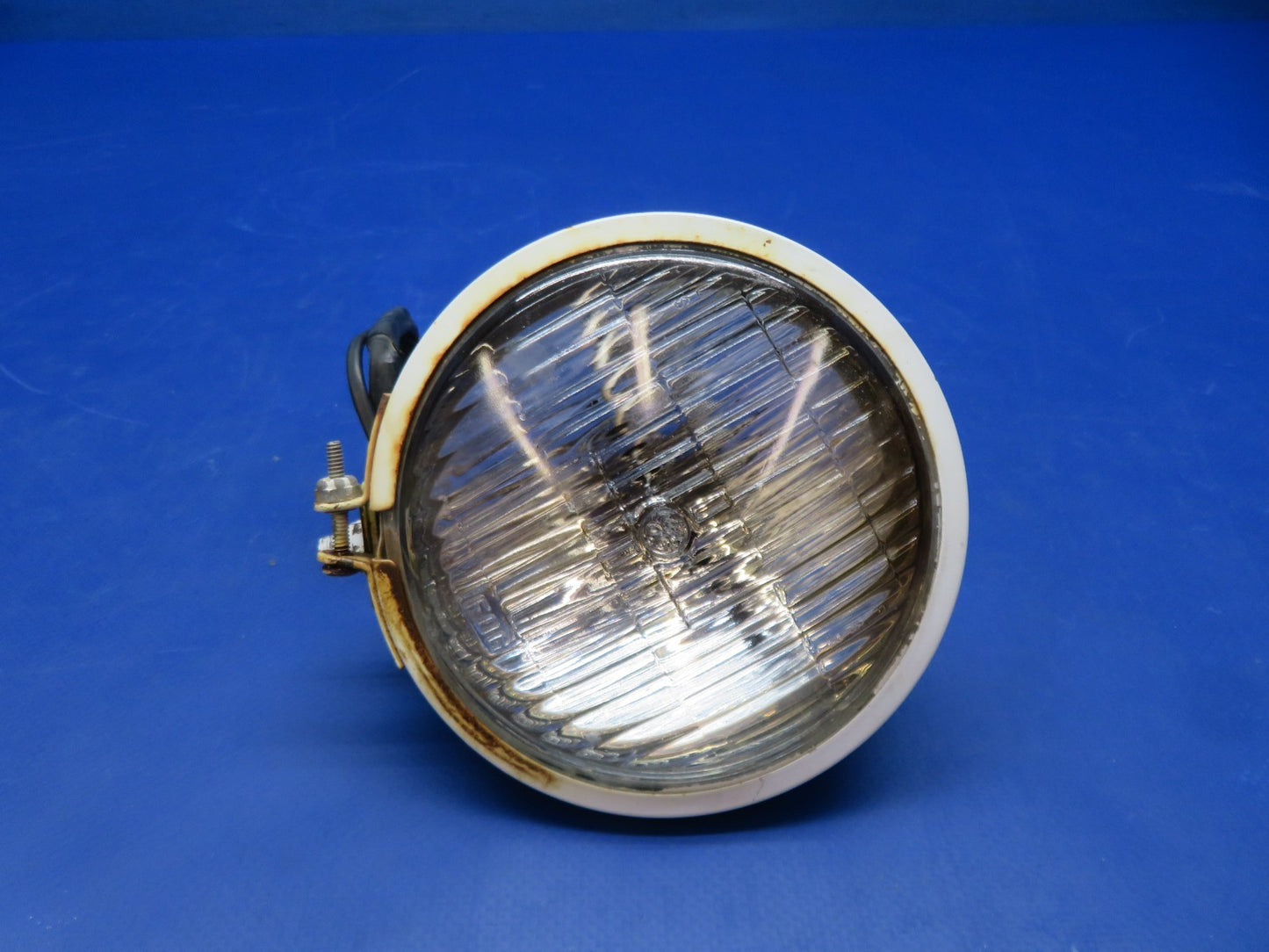 Cessna 421 Taxi Light Canopy & Retainer Ring 0842215-8 TESTED (0426-139)1