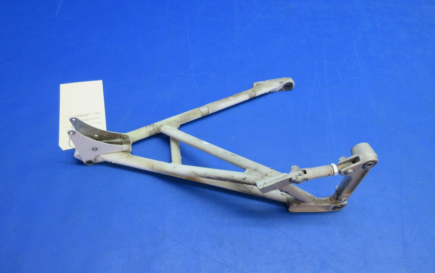 Cessna 310 / 310I Nose Gear Drag Brace Truss P/N 0842000-70 (0923-922)