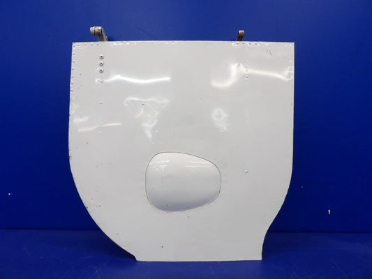Cracked Beech 95-B55 Baron INBD RH Main Gear Door P/N 35-815055-139 (0526-2009)0