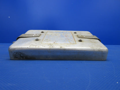 Cessna 175 Battery Box Lid Assy P/N 0413307-21 (0524-1322)2
