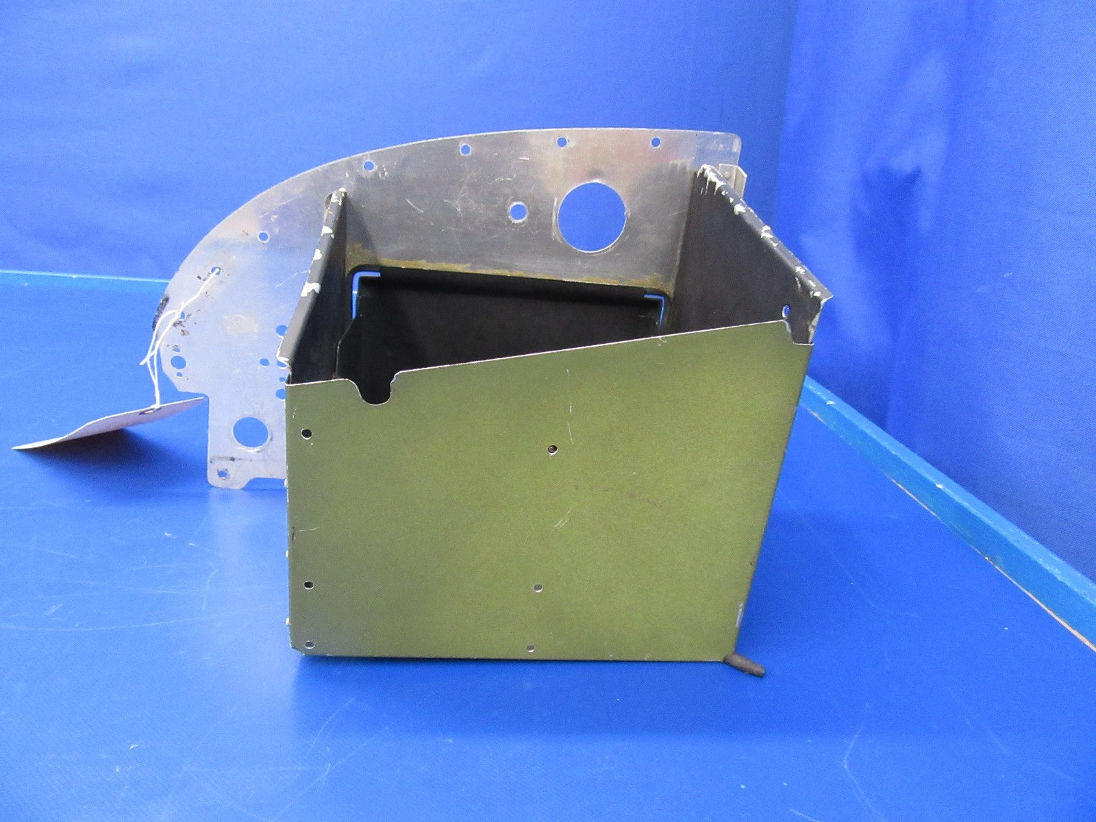 Piper Cherokee Six Glove Box P/N 69328-000, 69329-000 (0418-181)3