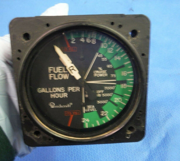 Beech Fuel Flow Indicator P/N 96-384069-1   Alt P/N 19B433   (1015-231)