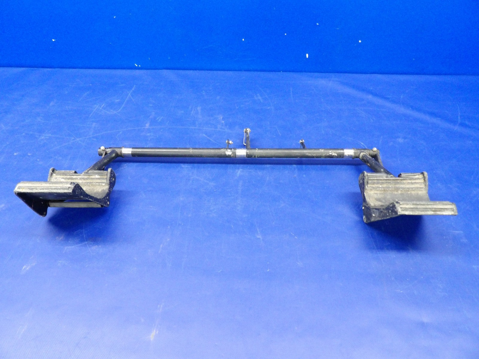 Cessna 421 Rudder Pedals & Torque Tubes P/N 0861706-1 (0726-2087)10
