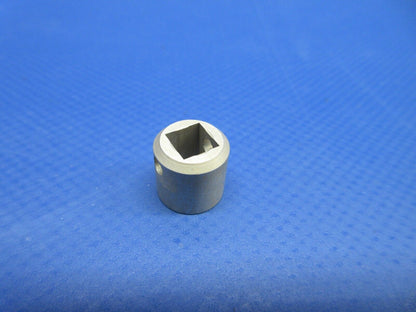 Cessna Fuel Selector Pivot P/N 0511194-4 NOS (0324-757)
