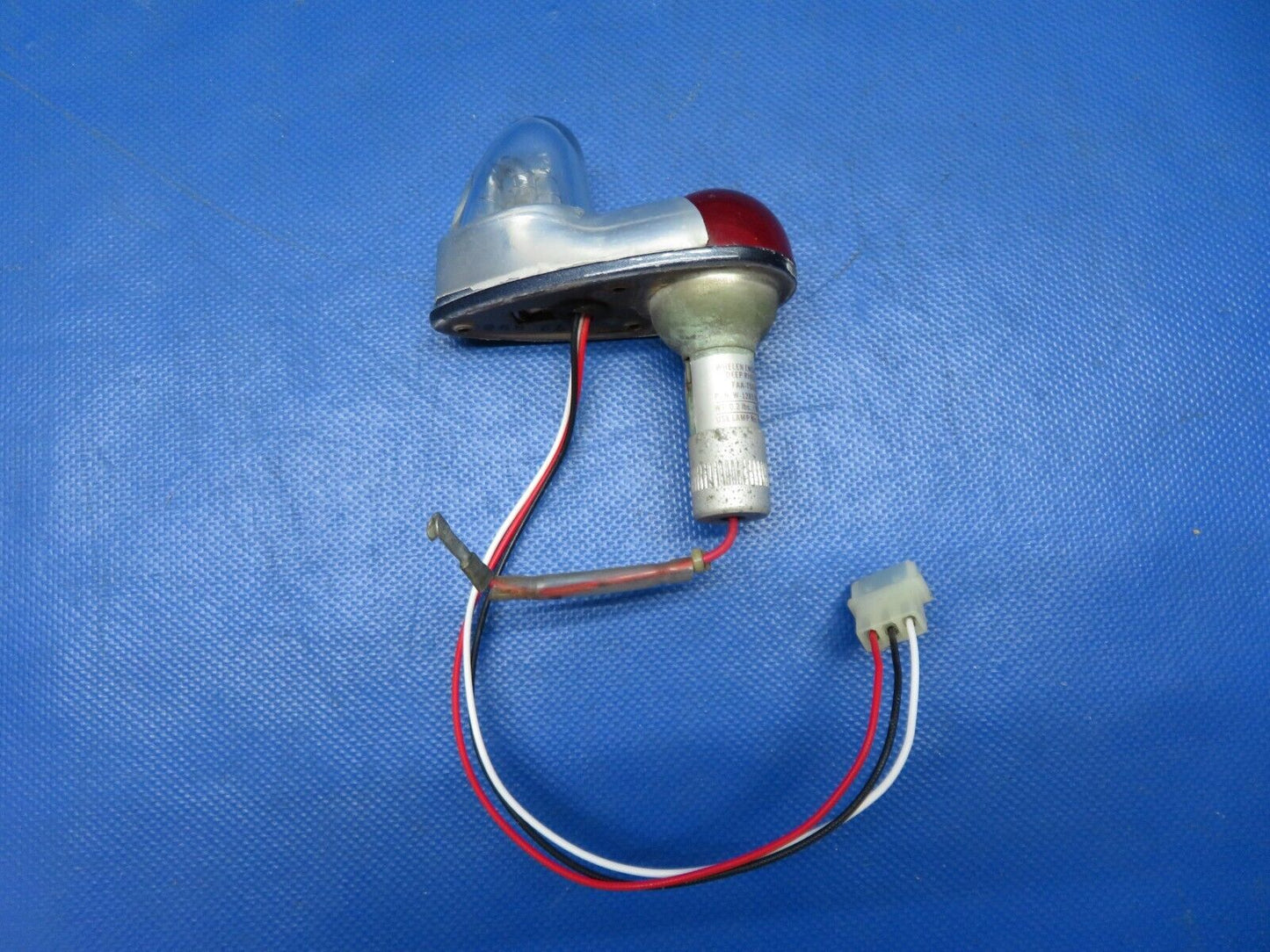Piper PA-34-200T Whelen Position Light LH P/N W1285-PR TESTED (0524-1507)