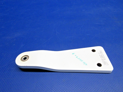 Cirrus SR20 / SR22 Aileron INBD Hinge P/N 16818-003 NOS (0326-899)2