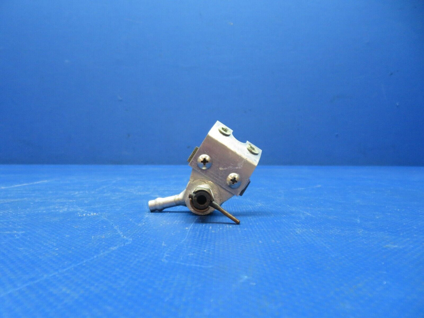 Piper PA-32RT-300T Lance II Alternate Air Valve & Bracket P/N 492-100 (1024-213)