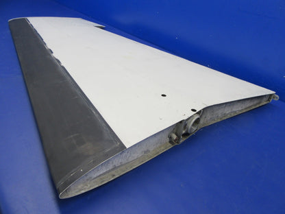 Piper PA-23-250 Aztec RH Stabilator P/N 16800-01 / 16800-001 (0626-05)7
