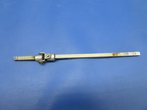 Early Cessna 175A Fuel Selector Valve Shaft Assembly P/N 0511157-14 (0624-1007)