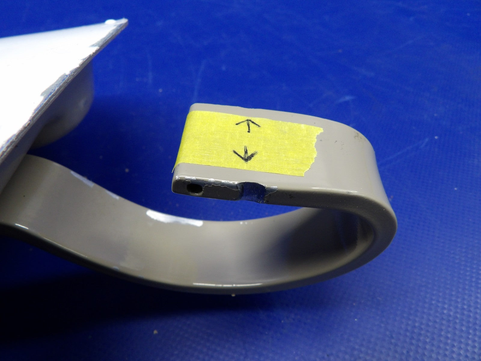 Cessna 182 / 182L Baggage Door NO Key P/N 0711629-5 (0226-2042)12