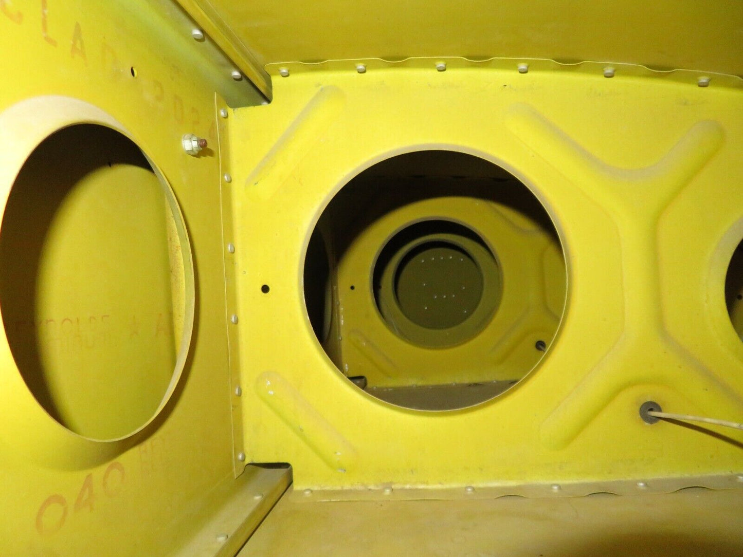 1960 Piper PA-23-250 Aztec RH Wing P/N 16170-01 (0324-95)