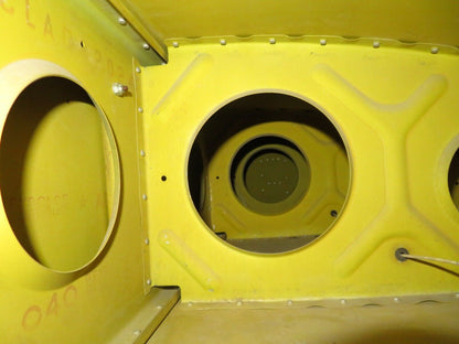 1960 Piper PA-23-250 Aztec RH Wing P/N 16170-01 (0324-95)