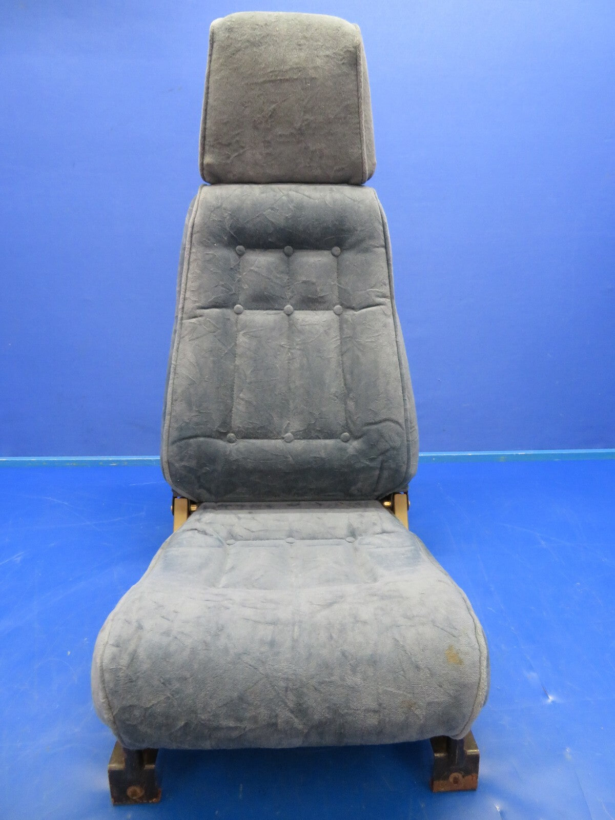 Piper PA-32RT-300 Passenger Seat Center LH Rear Facing P/N 96827-33 (0620-715)0