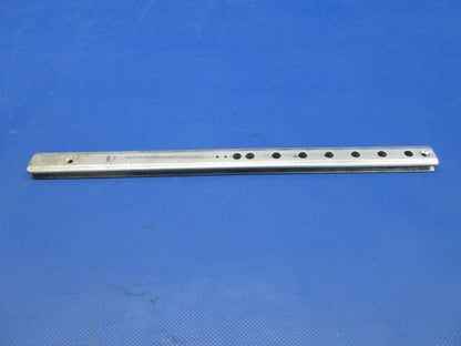 Piper PA-23-250 Aztec Seat Track INBD P/N 17922-05 (0624-851)