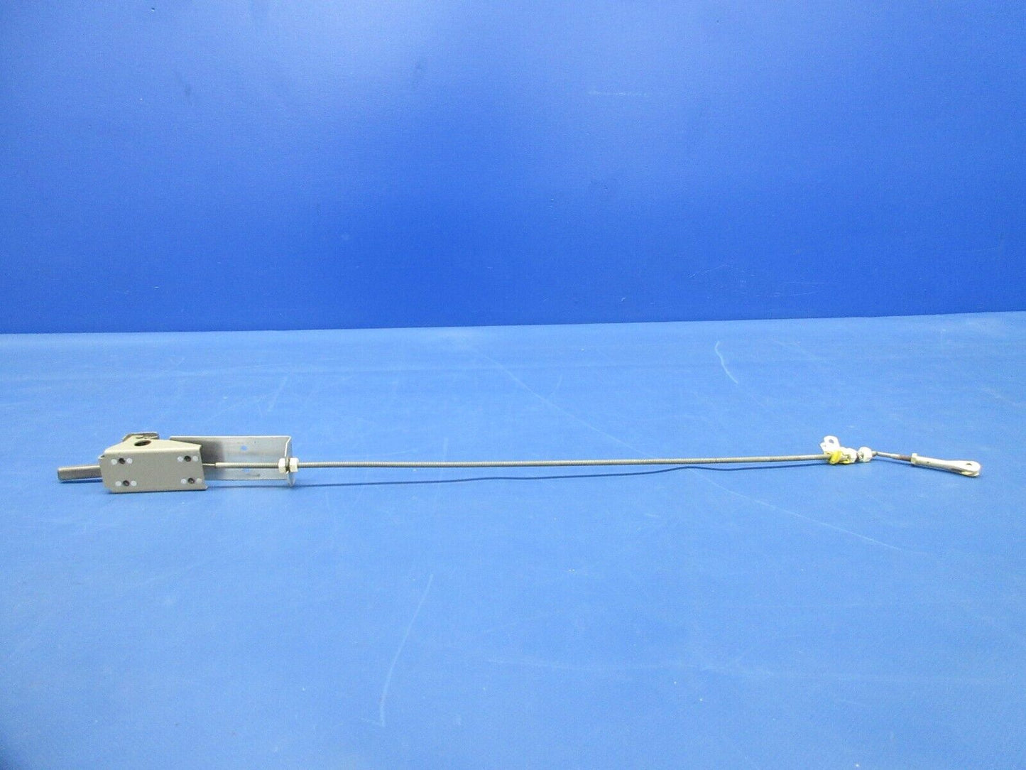 Enstrom 280FX Helicopter Cabin Door Latch & Cable LH P/N 280-117000-1 (1124-765)