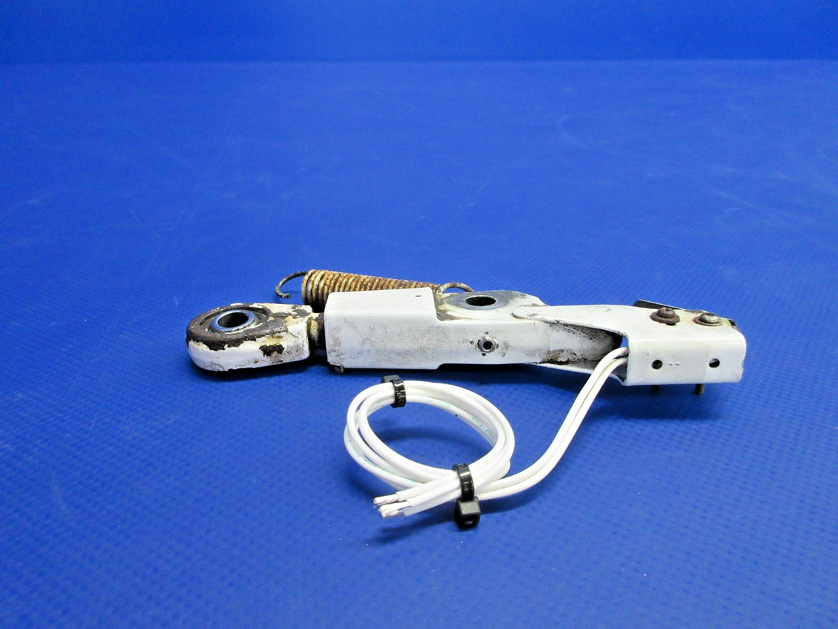 Cessna 310 /310N RH Main Gear Retract Bellcrank Link 0841100-4 TESTED (0926-748)6