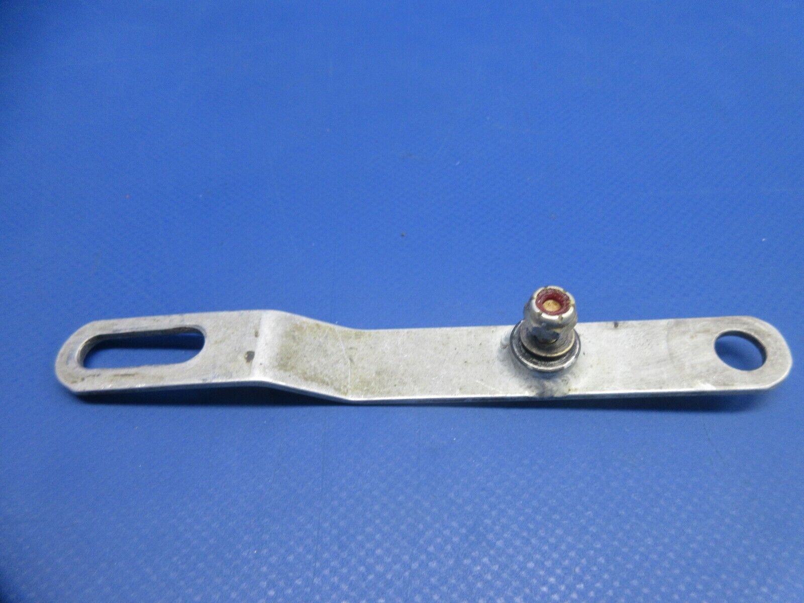 Cessna 177 / 177B Cardinal Flap Lever Arm Assembly P/N 1722082-7 (0824-1045)