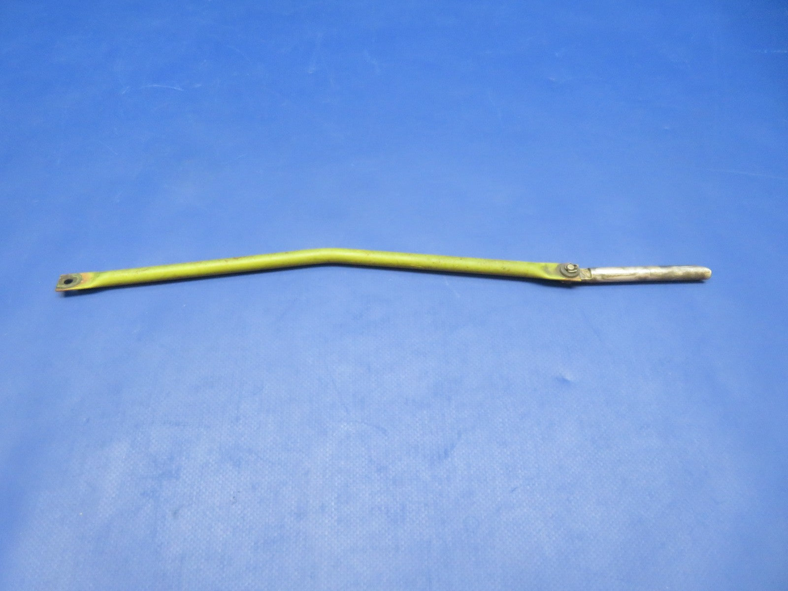 Beech 58 Baron FWD Utility Door Latch P/N 36-430012-5 (0326-126)13