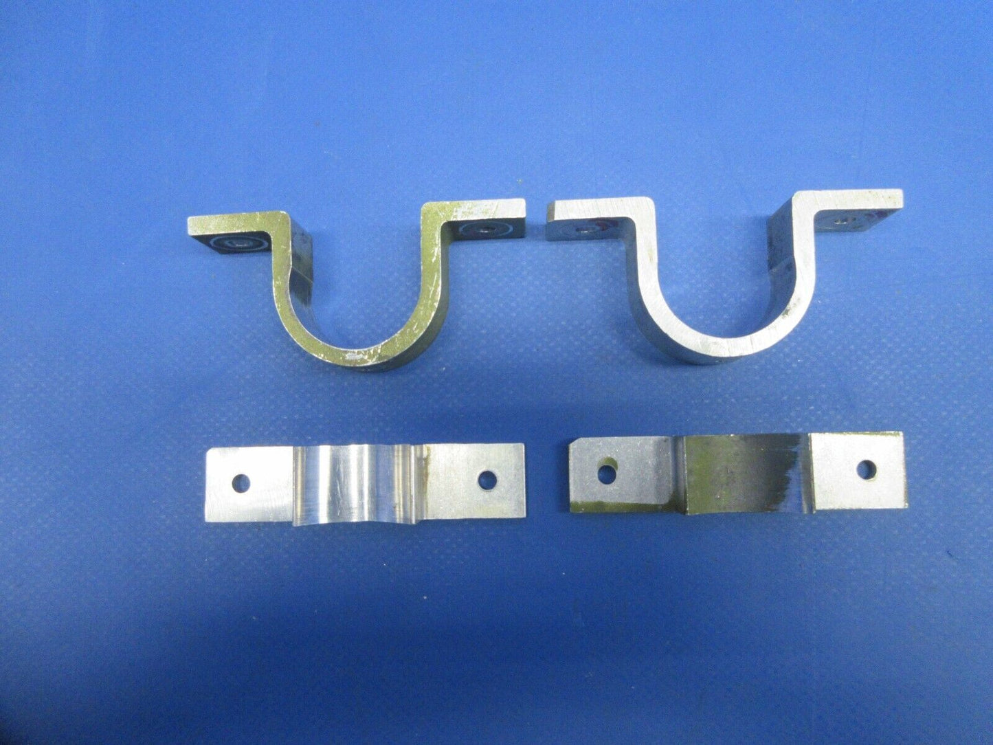 Piper PA-32RT-300T Torque Shaft Support Clamp P/N 35402-00 LOT OF 2 (0924-859)