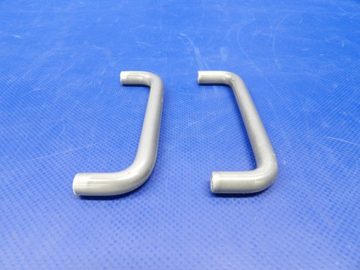 Cirrus SR22 Exterior Entry Assist Handle P/N 10690-003 LOT OF 2 (0926-1214)4