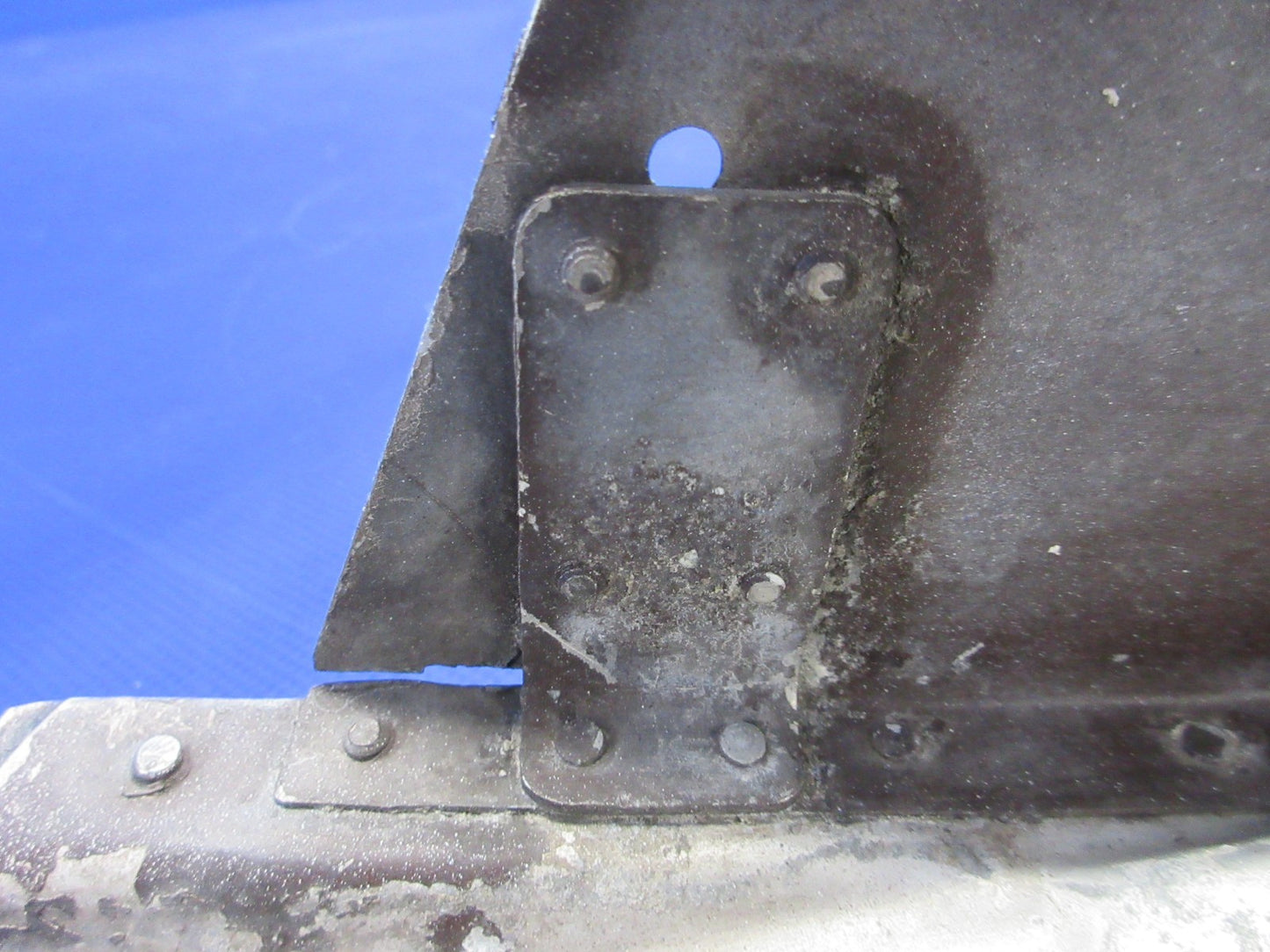 =Cessna 182 / 182L LH Cowl Flap P/N 0752609-200 (0226-1024)11