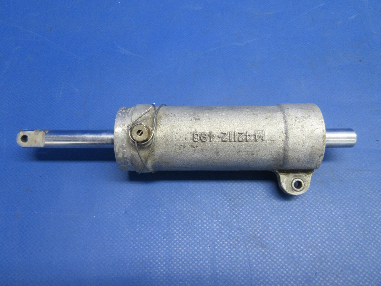 Cessna 337 / P337H Skymaster Shimmy Dampener Assy P/N 1442112-496 (0724-774)6