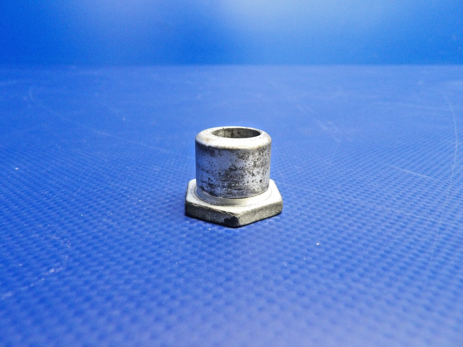 Cessna 172 / 172G Wing Bolt Bushing P/N 0512123 LOT OF 4 (0326-1216)4