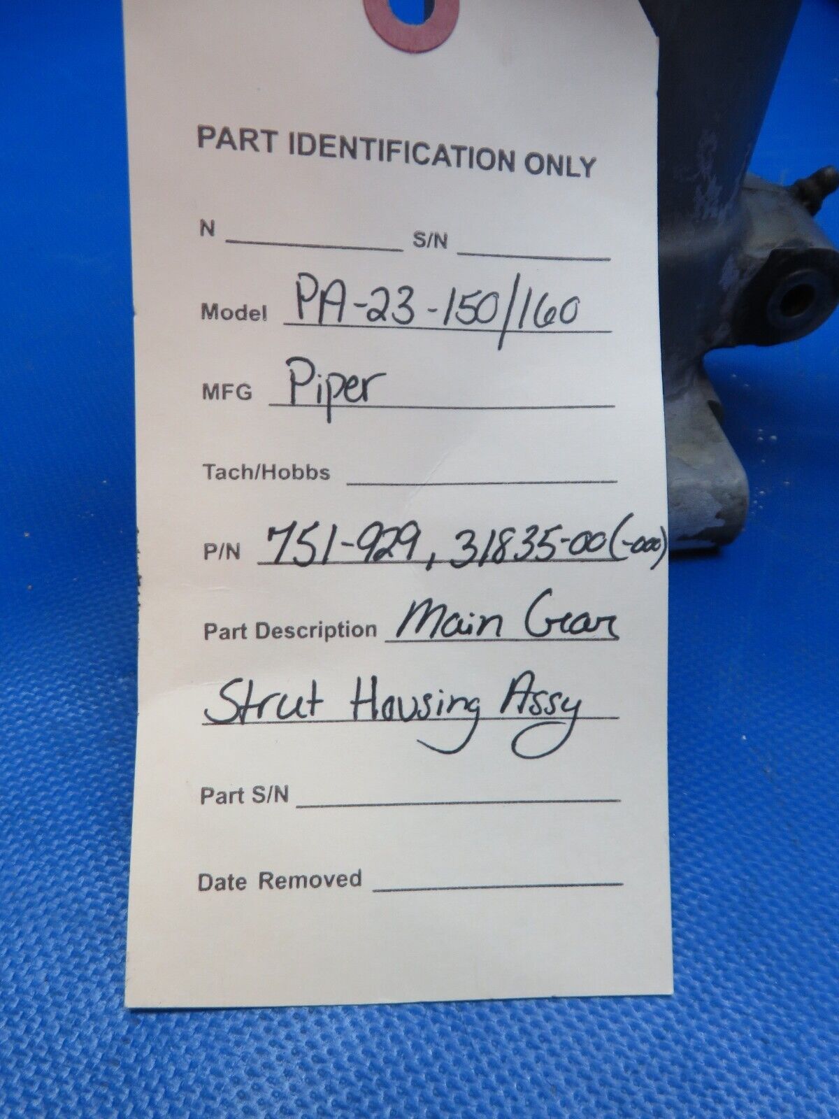 Piper PA-23-150/160 Main Gear Strut Housing Assy P/N 751-929 (0624-158)