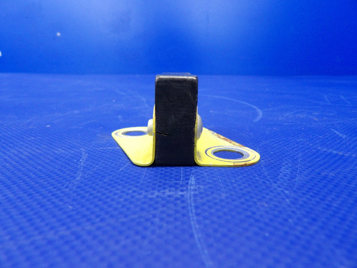 Piper PA-24-250 Comanche Rear Seat Support P/N 20593-00 (0526-1220)2