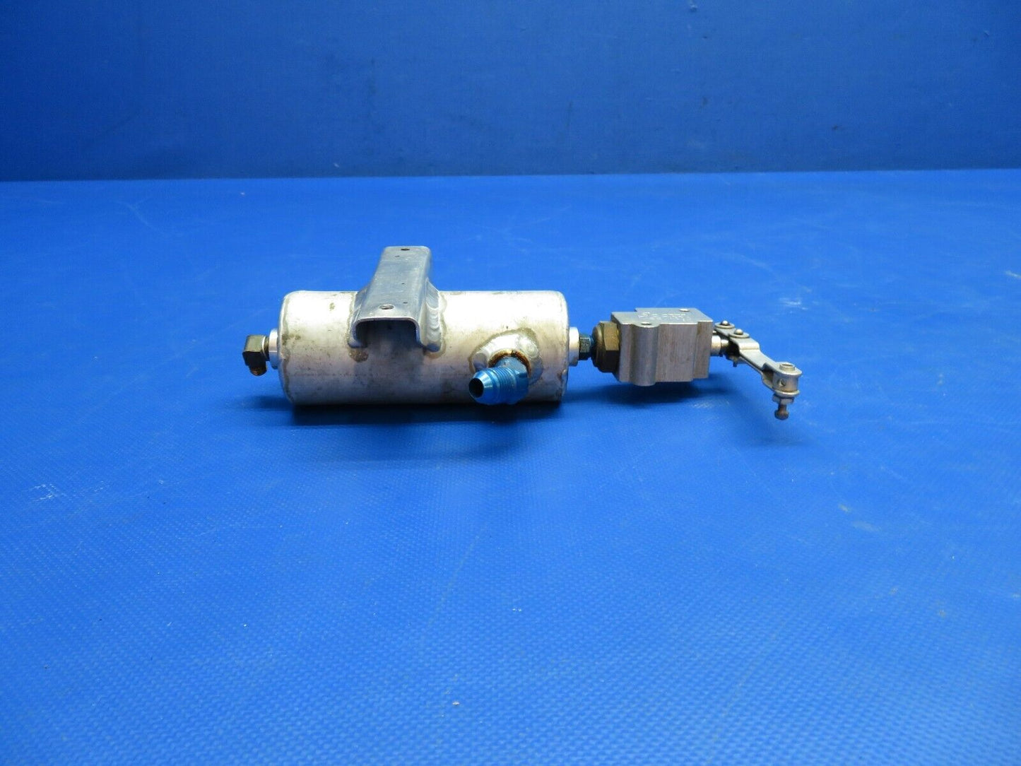 Mooney M20E Hydraulic Brake Reservoir Assy w/ Scott Valve P/N 7309  (0824-1733)
