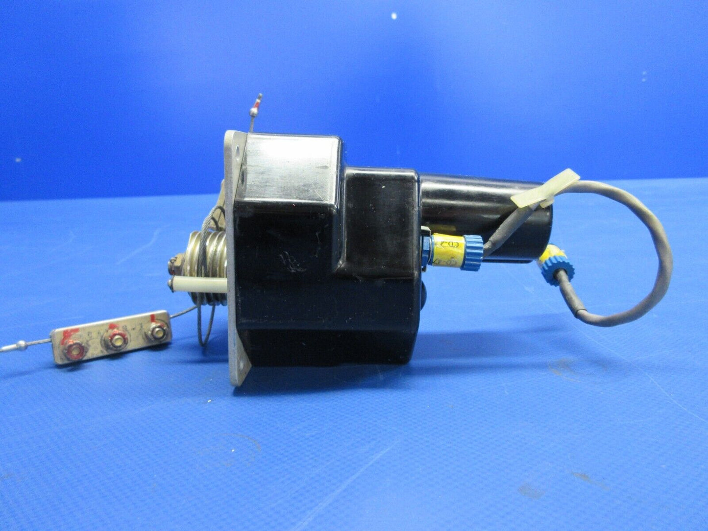 Piper PA-28-181 Archer Edo-Aire Mitchel Roll Servo P/N 1C363-1-430R (0624-950)