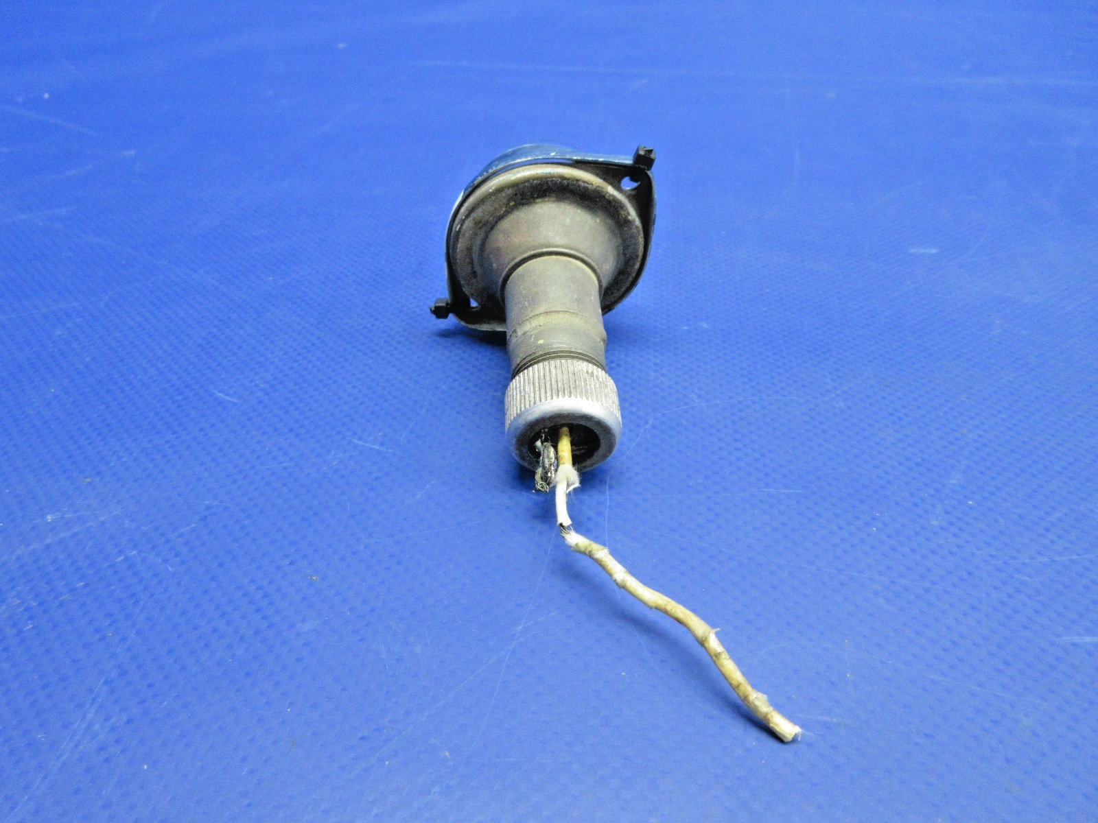 Cessna 310 / 310I Grimes Tail Navigation Position Light P/N 0433006-4 (0326-898)2