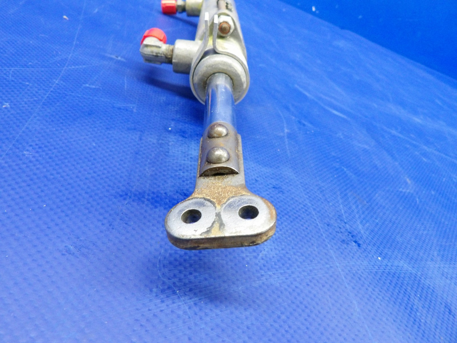 Globe GC-1B Swift Adel Hydraulic Flap Cylinder P/N N-15518-2 (0326-411)9