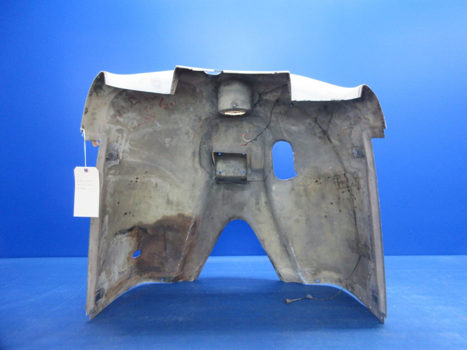 Damaged Piper PA-38-112 Tomahawk Lower Engine Cowl P/N 77677-02 (1124-816)9