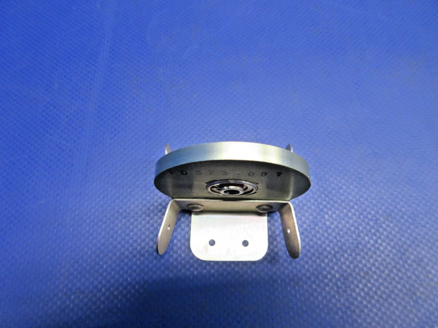 Cirrus SR20 / SR22 Rudder Hinge P/N 20365-952 NOS (0426-707)4