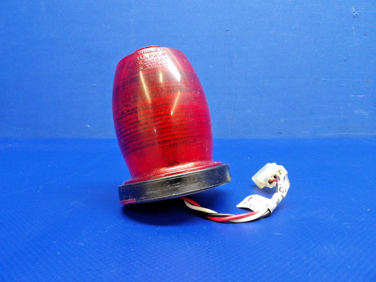 Whelen A470A Red Strobe Light P/N 01-0770019 TESTED (0426-1348)0