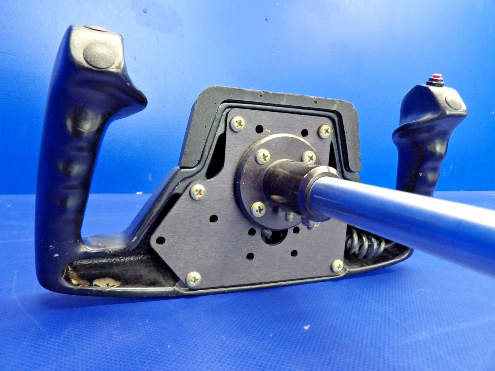 Cessna 172 / 172G Pilot Control Wheel / Yoke P/N 0760019-1 (0326-1266)10