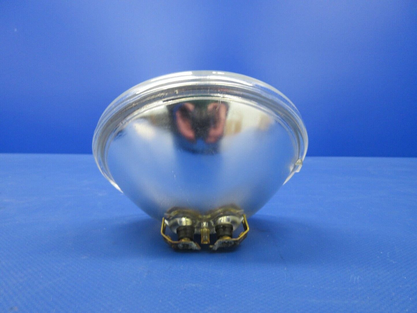 General Electric Sealed Beam Lamp 28V P/N 4581 LOT OF 3 NOS (0424-1138)